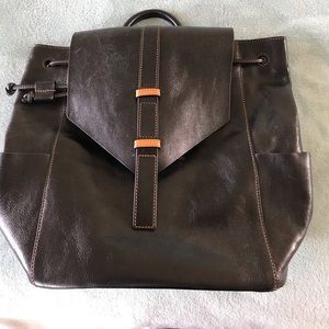 Vera Bradley Women's Leather Gallatin Backpack/ purse, Black